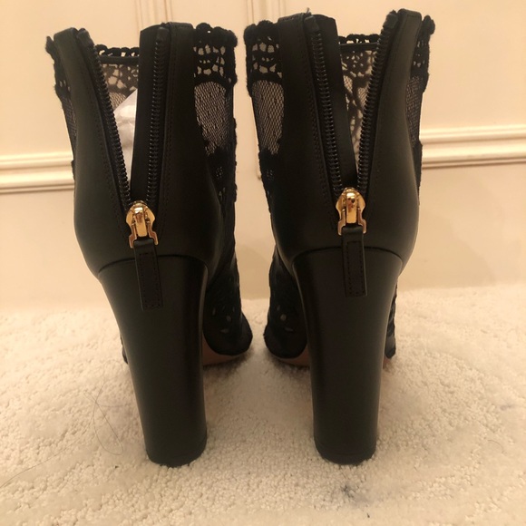 Lace chunky heel booties - Picture 4 of 9